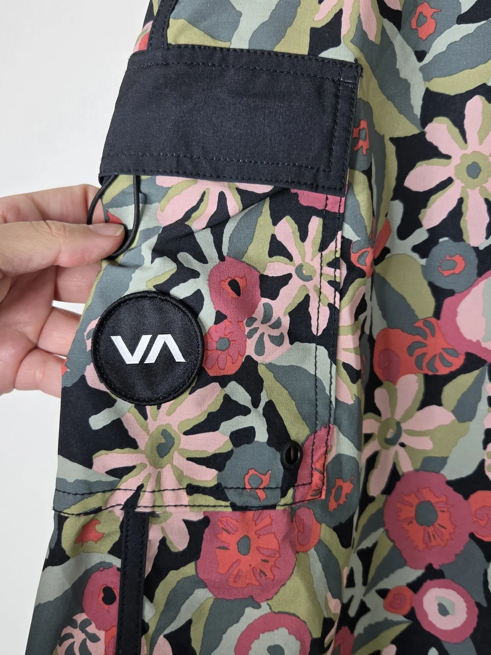 RVCA Men’s Eastern 4-Way Stretch Boardshorts